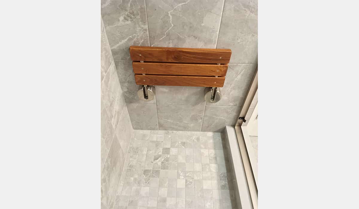 Clutter Free Master Bath - Bathroom Remodel